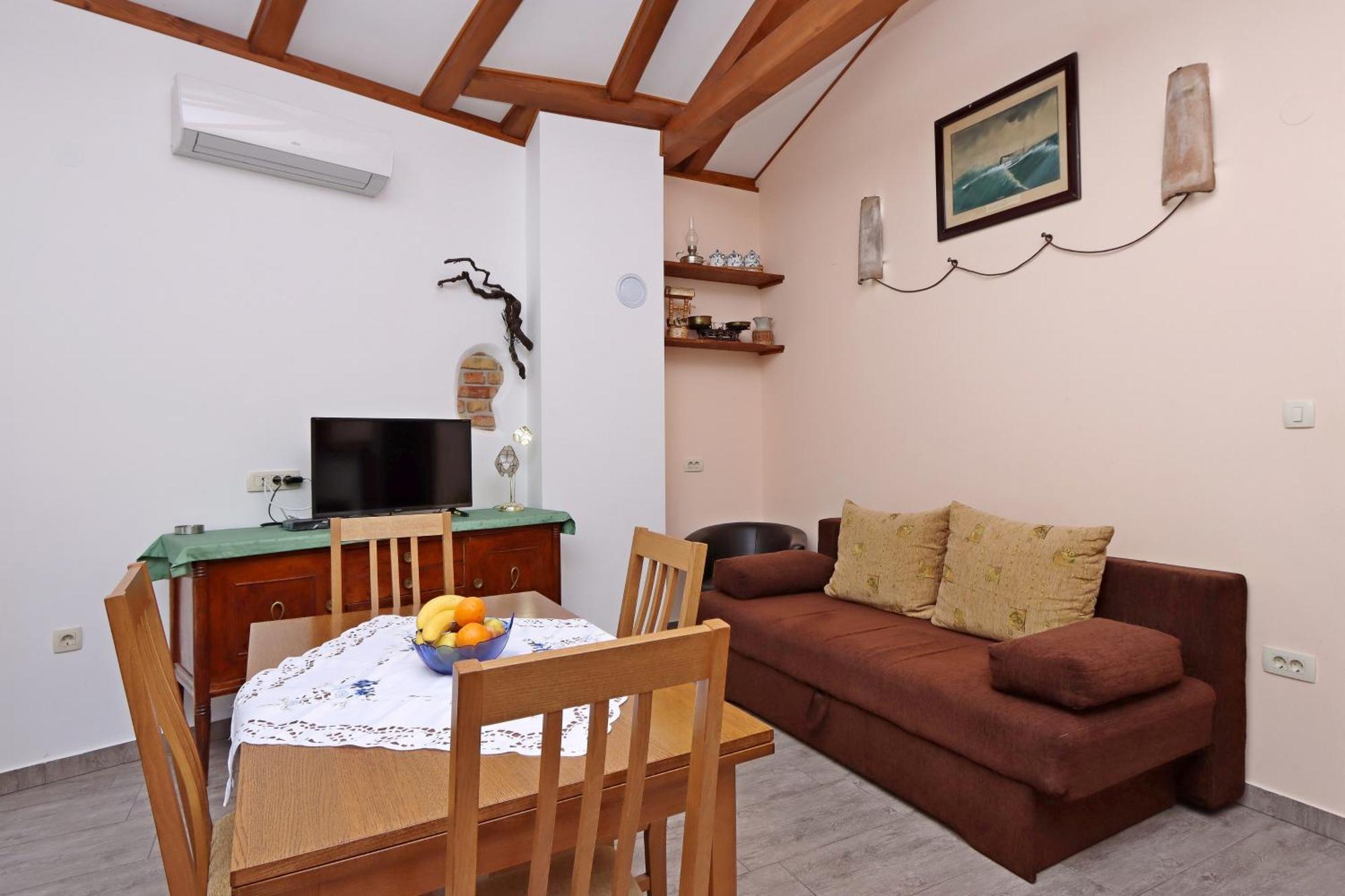 Apartments With A Parking Space Opatija - Pobri, Opatija - 7813 มาทุลยี ภายนอก รูปภาพ